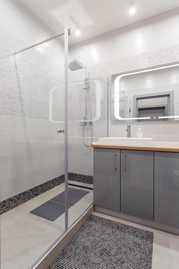 Grey Apartment Одеса Екстер'єр фото